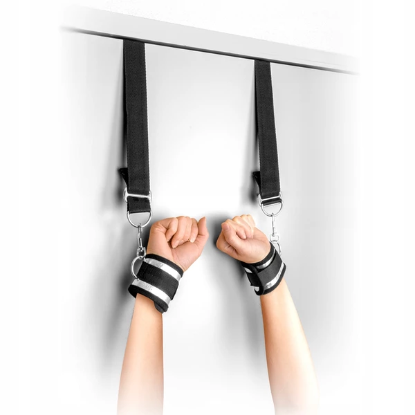 Fetish tentation Door Swing Handcuffs - Kajdanki do mocowania na drzwiach