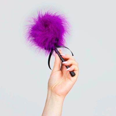 Secret Play Mini Purple Feather Tickler - Piórko do łaskotania, Fioletowy