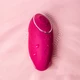 Satisfyer Tap &amp; Climax 1 Red - Klitorální vibrátor, Červený