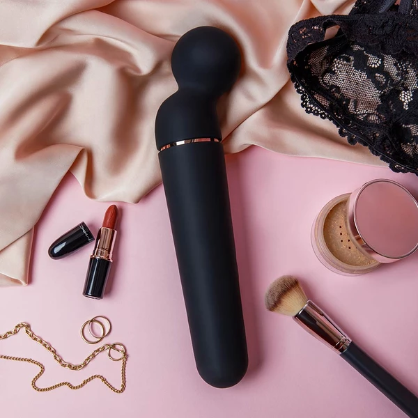 Satisfyer Planet Wand-er black + rosegold - Vibrátor typu wand, Černý