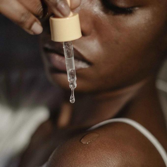 Bijoux Indiscrets Slow Sex Revitalizing drops - Revitalizační lubrikant zesilující vjemy