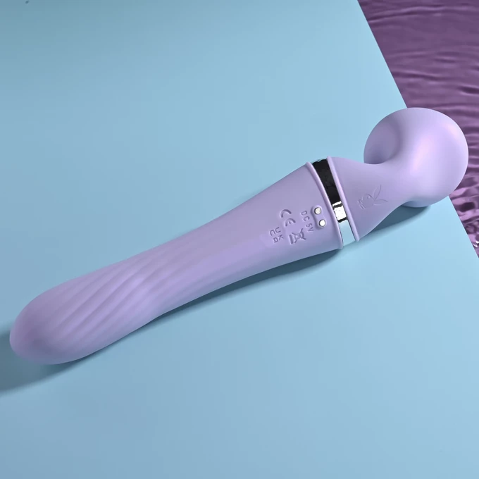 Playboy Vibrato - Dwustronny Wibrator typu Wand