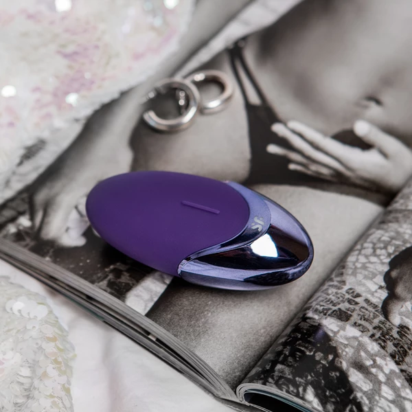 Satisfyer Purple Pleasure Lay-On Vibrator - masażer łechtaczki