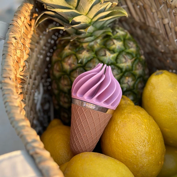 Satisfyer Sweet Treat Spinnator Pink  - Vibrátor na klitoris ve tvaru zmrzliny