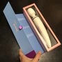 Satisfyer Wand er Woman  - masážní přístroj na tělo bílý